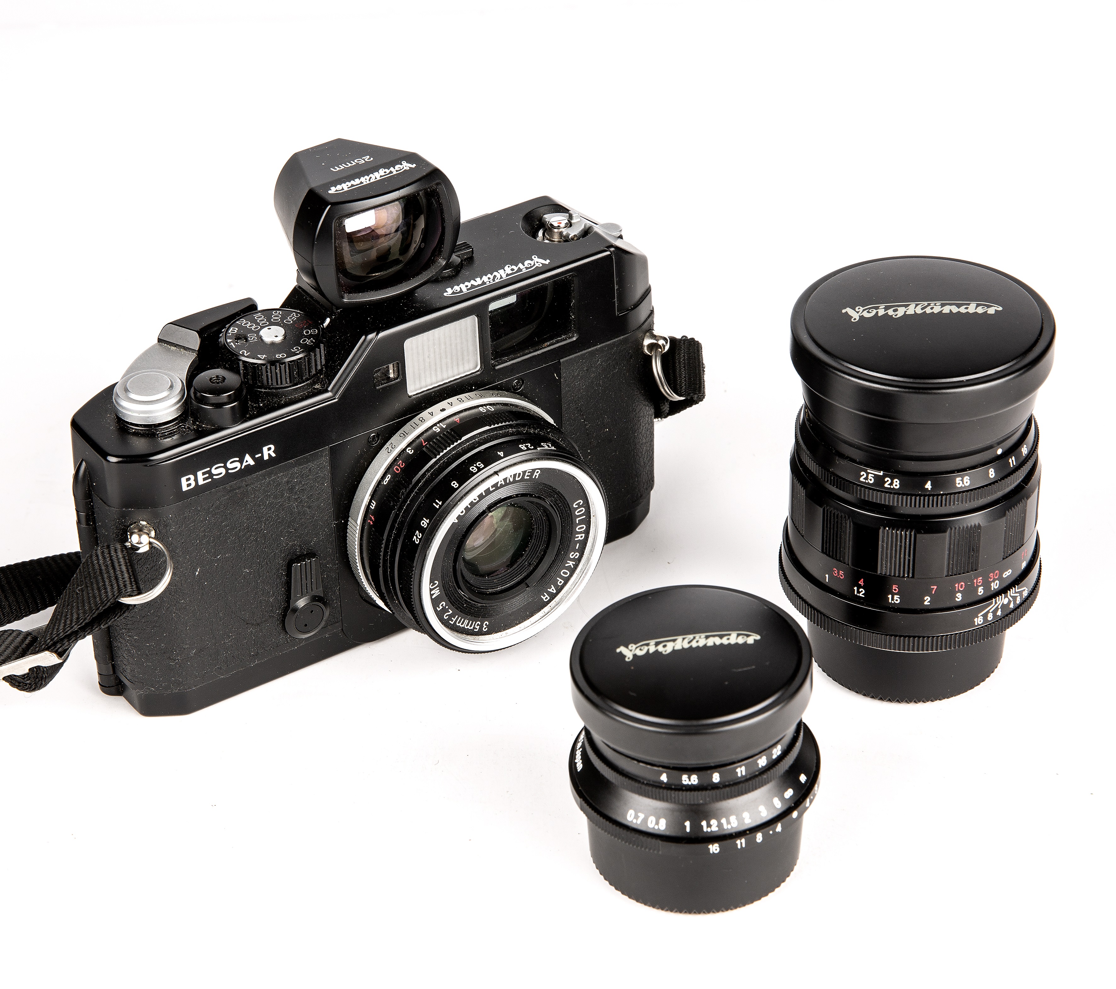 Bessa Voigtlander 35mm R Color-Skopar MC + Skopar f⁄2.5 Color – w
